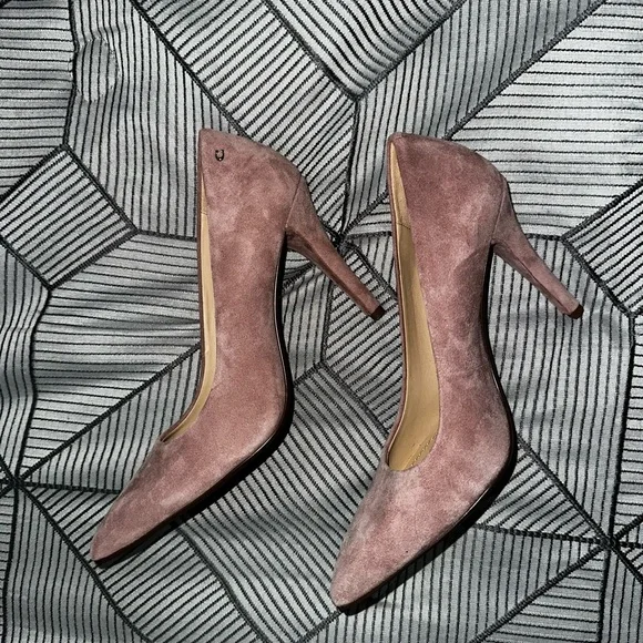 Coach Addie pump - Picture 2 of 8